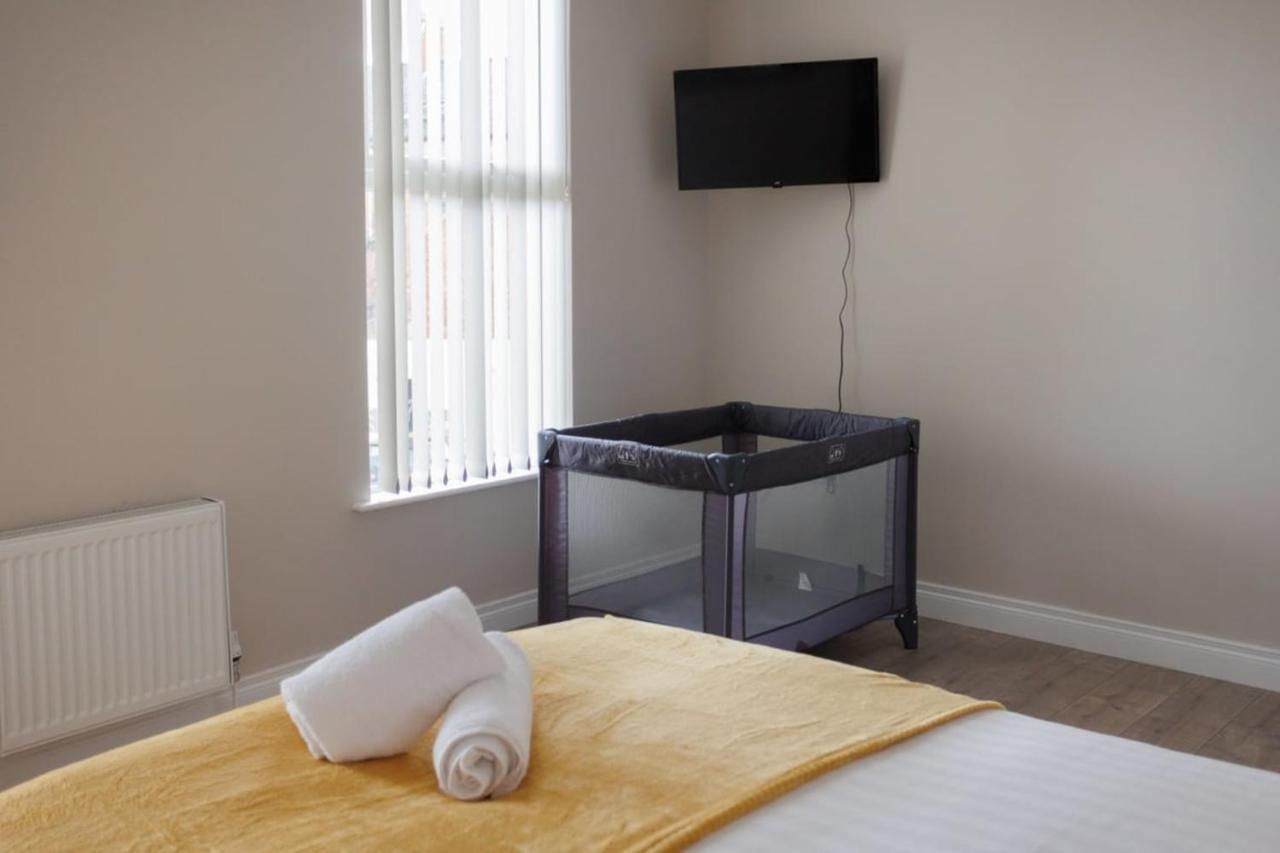 Chic Studio Apartment Central Belfast Sleeps 2. Exterior photo
